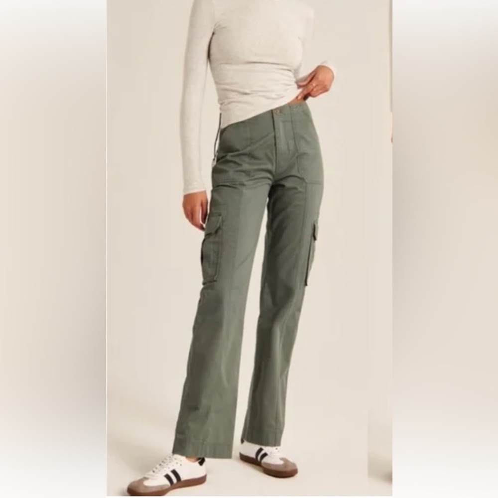Abercrombie & Fitch Green Cargo Pants- 100% cotton-Sz 27/4R